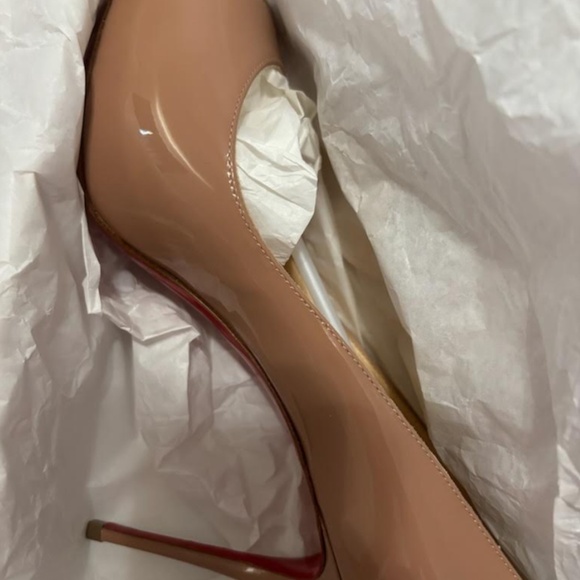 Christian Louboutin New Very Prive 100 38.5 Nude Color-New Never Worn $1,000 - Picture 6 of 7